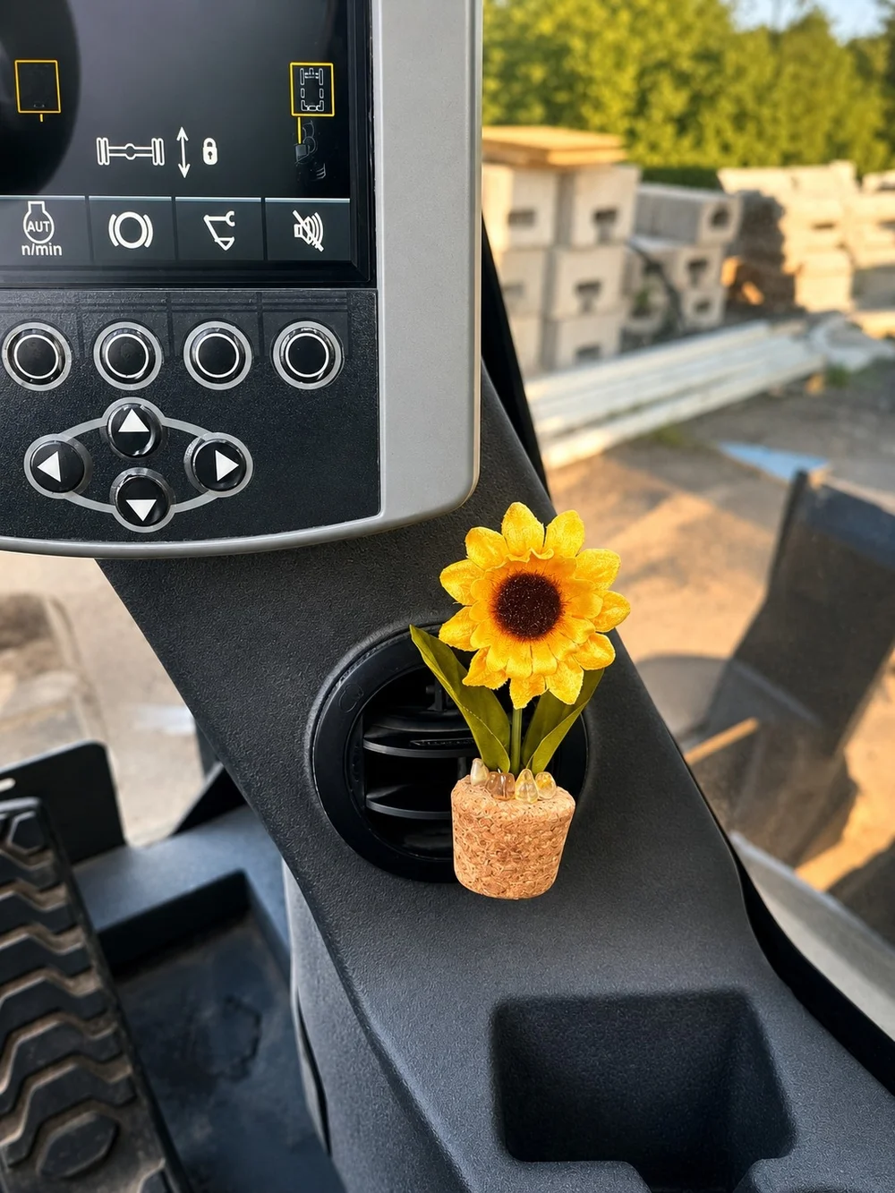 Sunflower Vent Clip Accent - Yellow Faux Floral 🌻